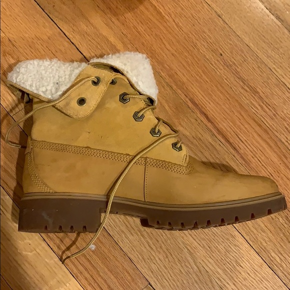 Jayne Timberland Boot - women’s size 8 - Picture 2 of 4